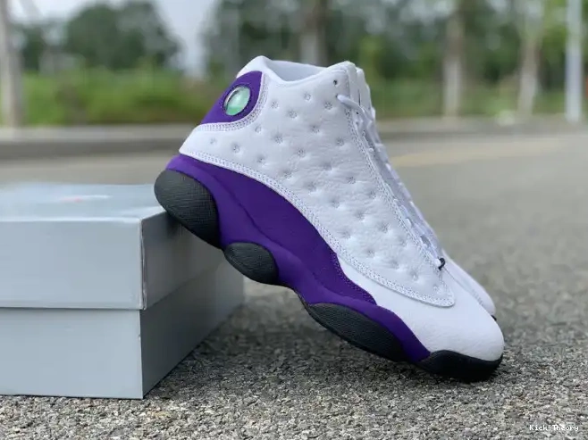Kick Theory Jordan 414571-105 Lakers 13 Air 0516